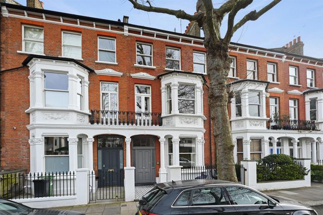 Terraced house for sale in Luxemburg Gardens, London