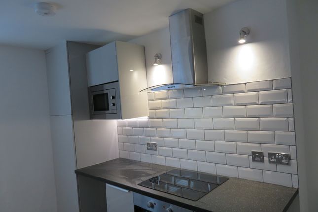 Flat 3, Northwood Place, Cowes photo 2