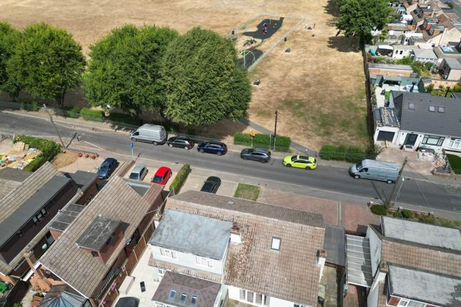 111, Common Lane, Benfleet photo 2