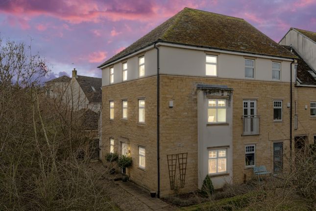 Thumbnail End terrace house for sale in 23 Kingsdale Close, Menston, Ilkley