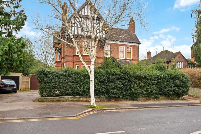 1-bed flat on Flat 3, 2, Lovelace Road, Surbiton, £349,950
