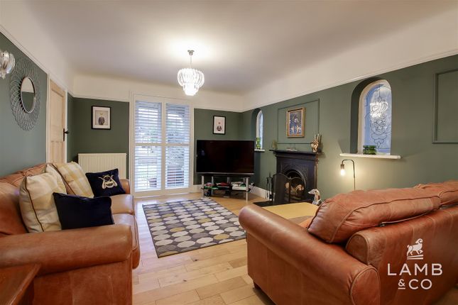 18, Clarendon Park, Clacton-on-Sea photo 4