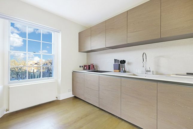 Flat to rent in Onslow Square, South Kensington, London