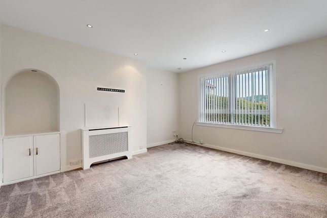 116 Carnock Crescent, Glasgow photo 4