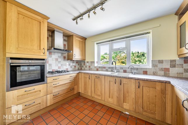 7, D'urberville Close, Dorchester photo 4