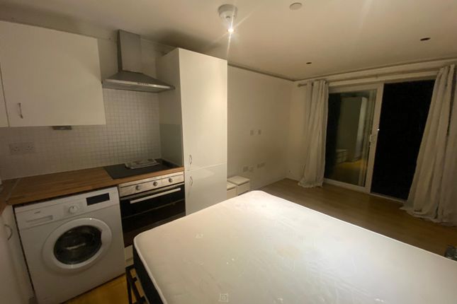 Studio To Let