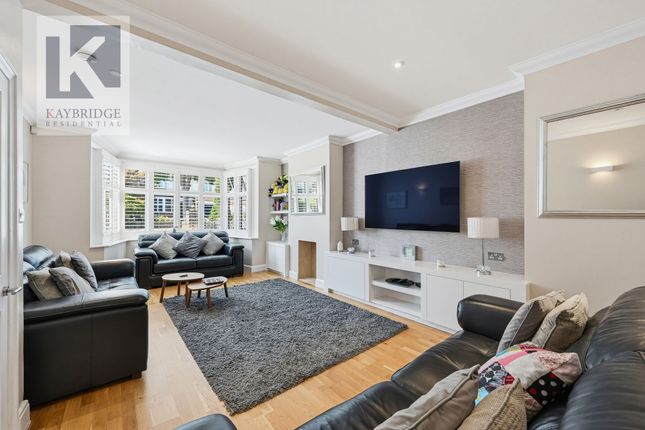 67 Wickham Avenue, Sutton photo 4