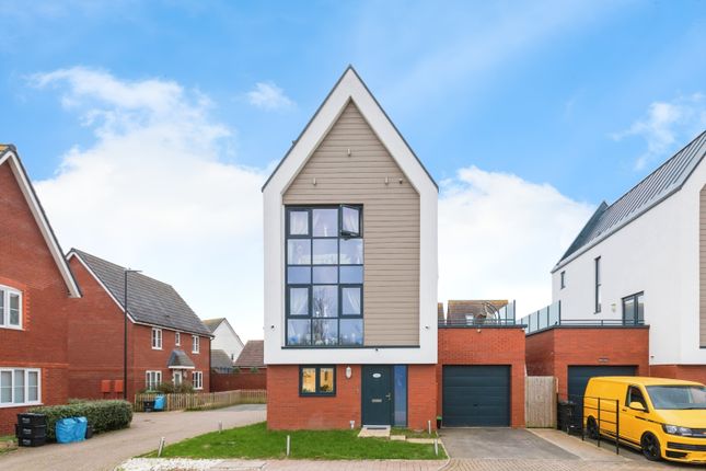 Thumbnail Town house for sale in The Leasowes, Tadpole Garden Village, Swindon, Wiltshire