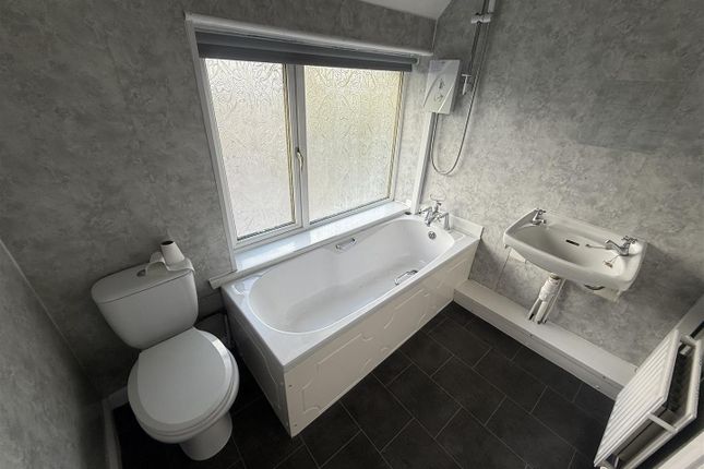 East Avenue, Woodlands, Doncaster photo 3