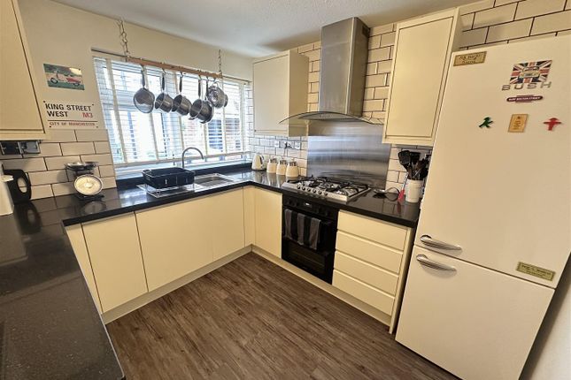 14, Budworth Walk, Wilmslow photo 3