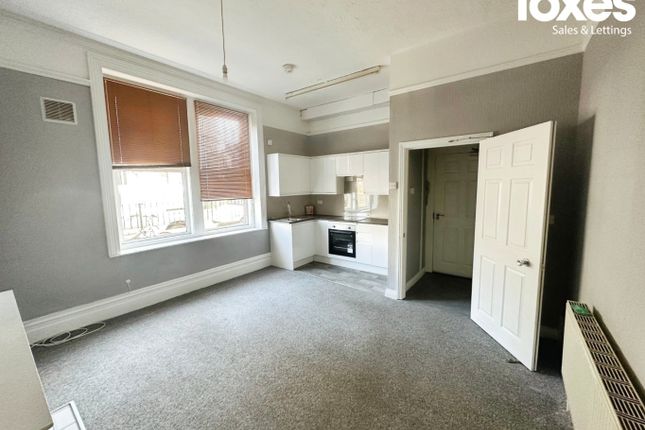 13  Flat 7, The Crescent, Bournemouth photo 4