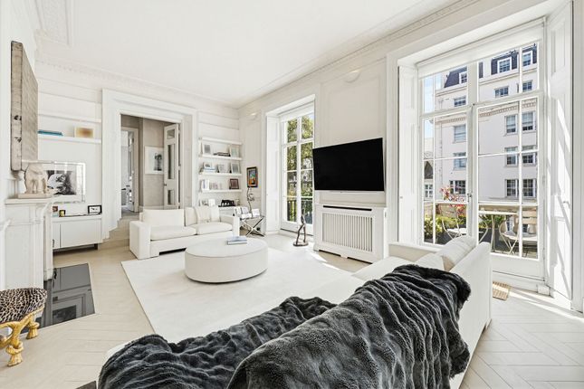Flat 4, 34 Eaton Place Eaton Place, 34 Eaton Place, London photo 4