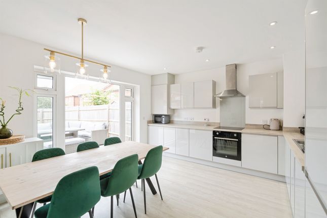 38, Roemead Drive, Arundel photo 4