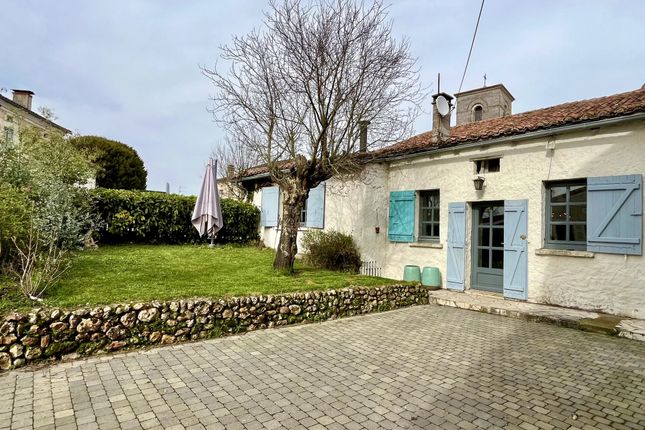 Thumbnail Property for sale in Bonnes, Poitou-Charentes, 16390, France