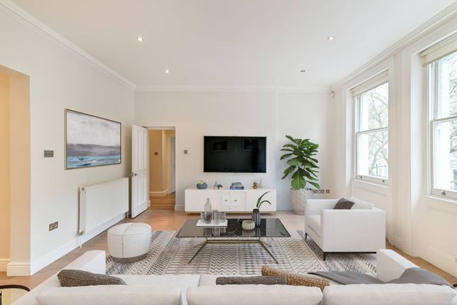 3-bed flat on Beaufort Gardens, Knightsbridge, £2,350,000