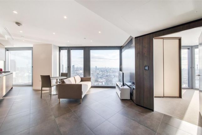 Thumbnail Flat to rent in Chronicle Tower, 261B City Road, London