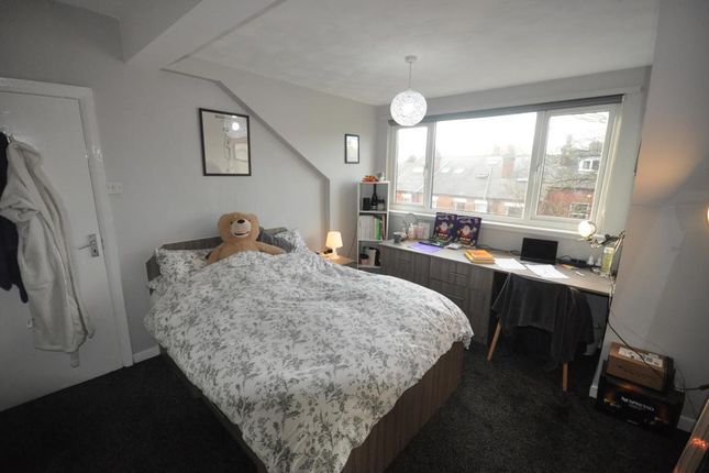 Ebberston Terrace, Leeds photo 4