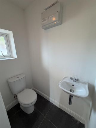 12, Park Avenue, Manchester photo 5