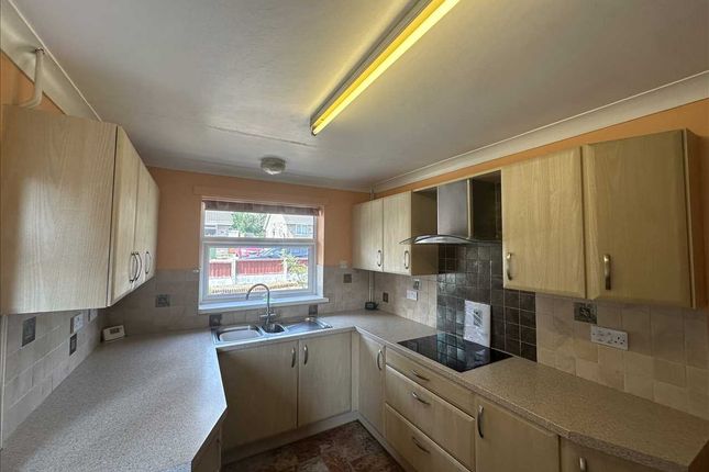 14, Merryweather Court, Scunthorpe photo 2