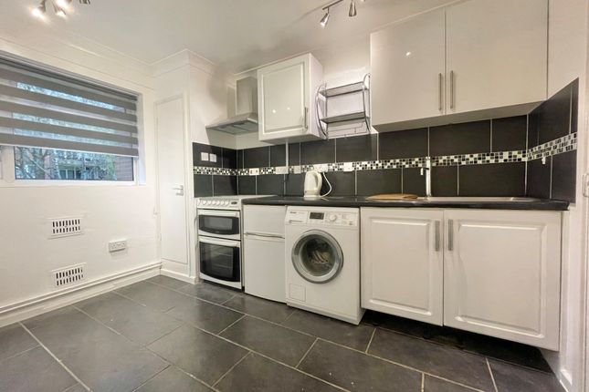 82, Bussey Road, Bussey Road photo 3