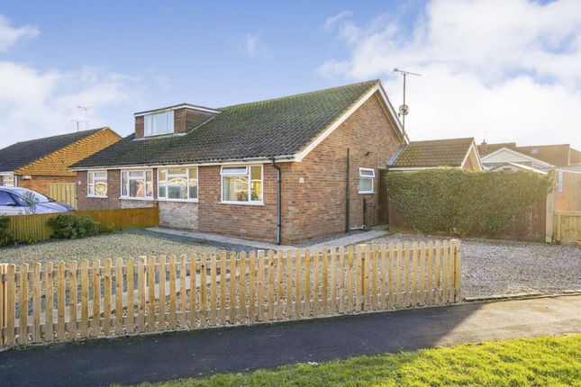 2 bed semi-detached bungalow for sale in Medina Way, Swindon SN2