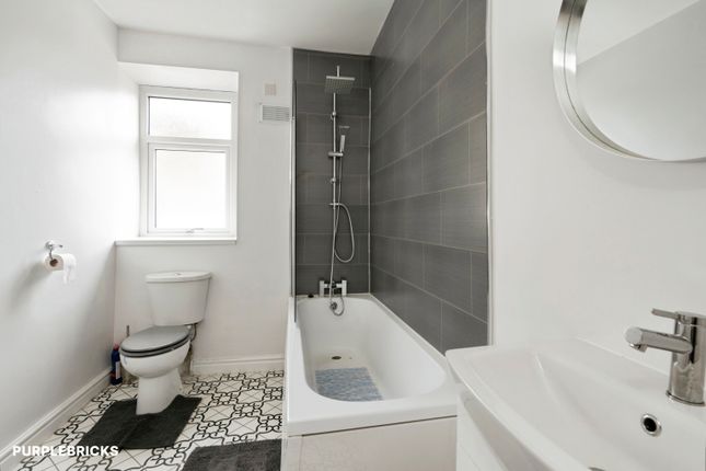 11, Mount Pleasant Street, Accrington photo 3