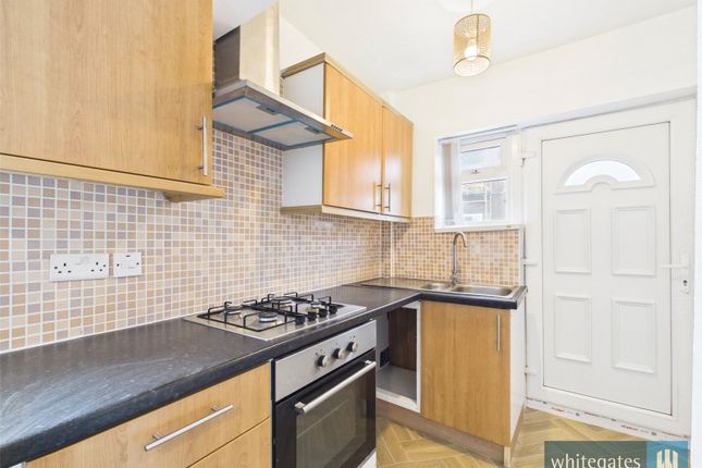 Victoria Park Avenue, Leeds photo 4