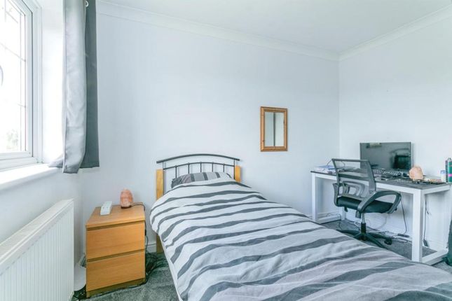 23, Boughton Lane, Maidstone photo 4