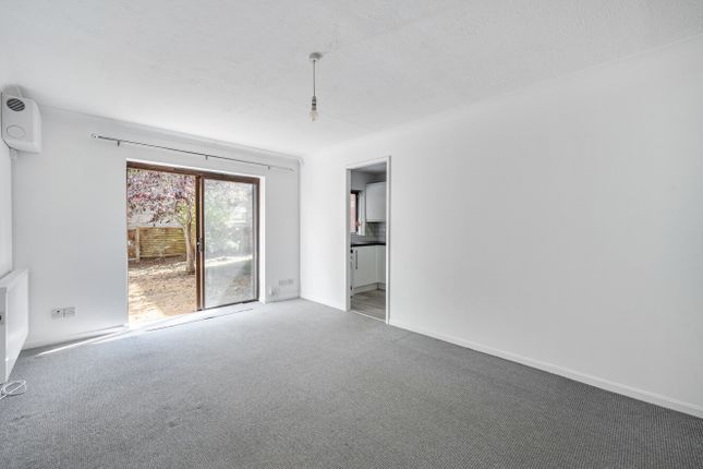 Flat 9, Lorac Court, 13, Overton Road, Sutton photo 2