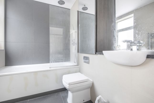 Flat 31 Falconwood Court, 24, Montpelier Row, London photo 5