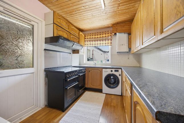 43, Ferrers Avenue, West Drayton photo 4