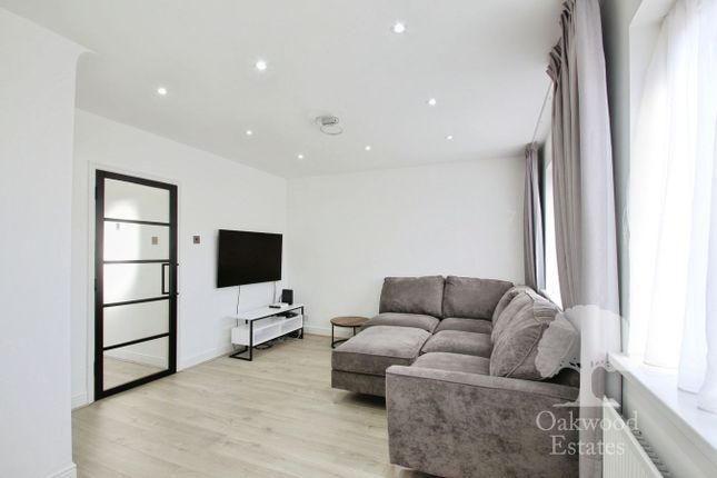 North Road, West Drayton photo 3