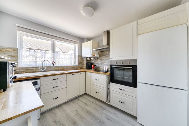 Flat 28, Seaview Court Clayton Road, Chichester photo 2