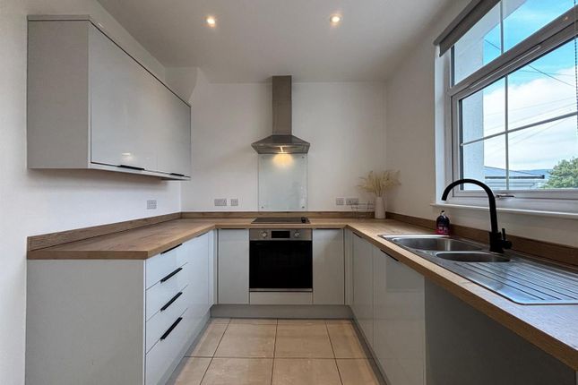 8, St. Tydfils Avenue, Merthyr Tydfil photo 5
