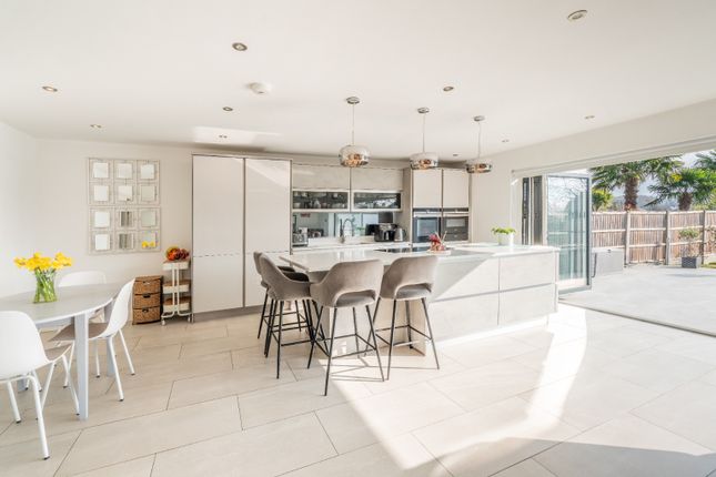 93 Rydal Drive, Bexleyheath, Kent photo 2
