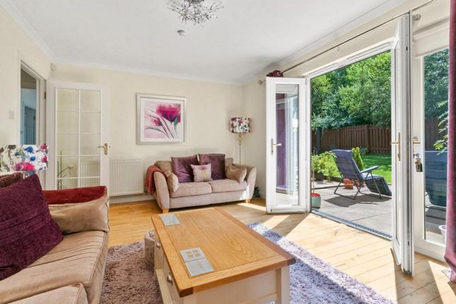 43, Parkholm Quadrant, Glasgow photo 3