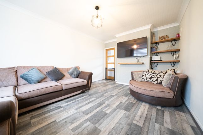 9 Ashurst Road, Leicester photo 2