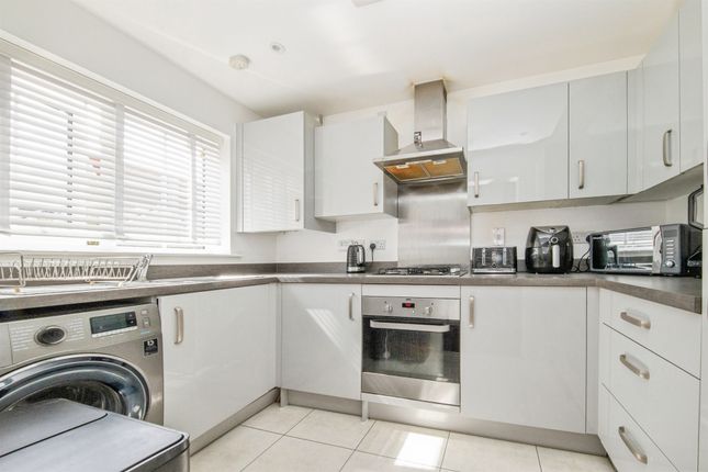 6, Dudley Road, Colchester photo 3