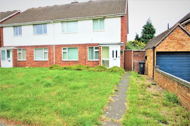 Thumbnail Maisonette for sale in Groby Road, Leicester