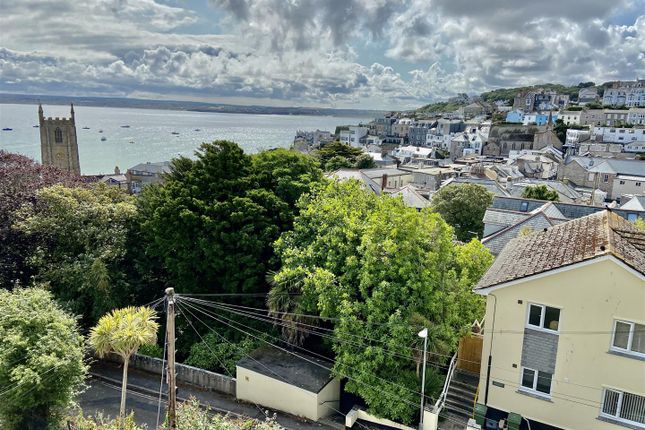 Flat for sale in Richmond Place, St. Ives
