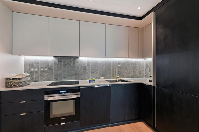Flat 21, 281 Kennington Lane, London photo 4