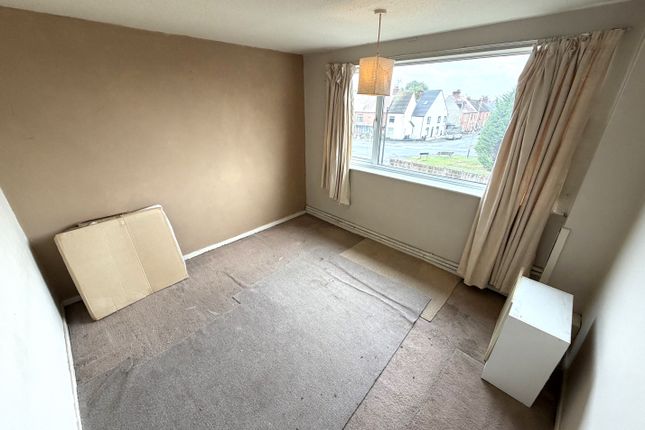 Stafford Close, Bulkington photo 3