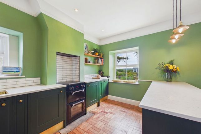 White Cottage, 89 Mayfield Road, Whitby photo 4