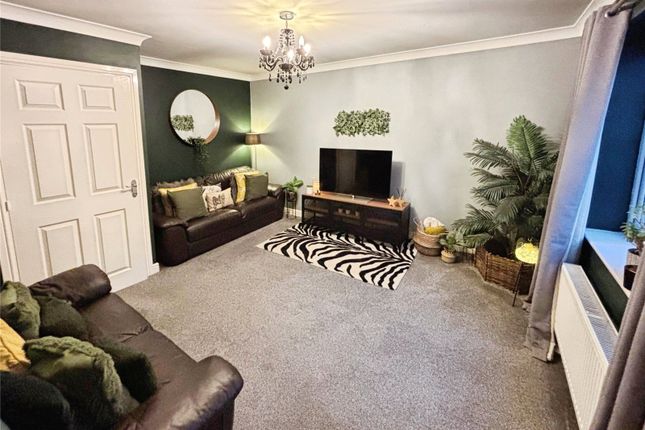 15, Sunflower Gardens, Doncaster photo 3