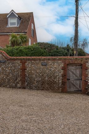 13, Mindhams Yard, Wells-Next-the-Sea photo 2
