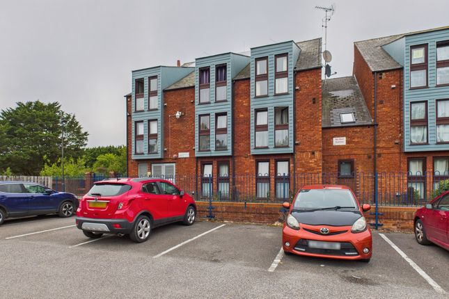 Cam04968G0-Pr0070-Still001