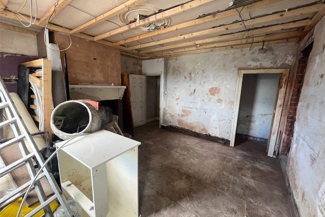 59, Camm Street, West Yorkshire photo 3