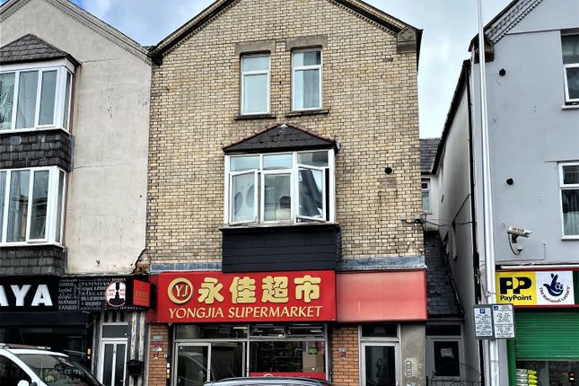 Terraced house for sale in City Road, Cardiff