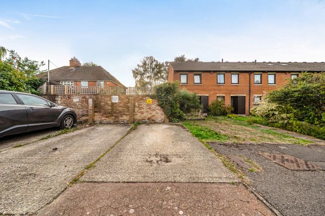12, Angel Court, Newbury photo 4