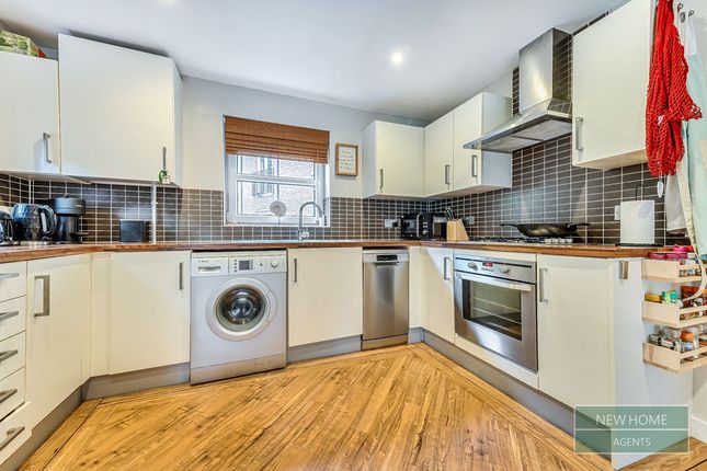 Rockbourne Road, Hook photo 4
